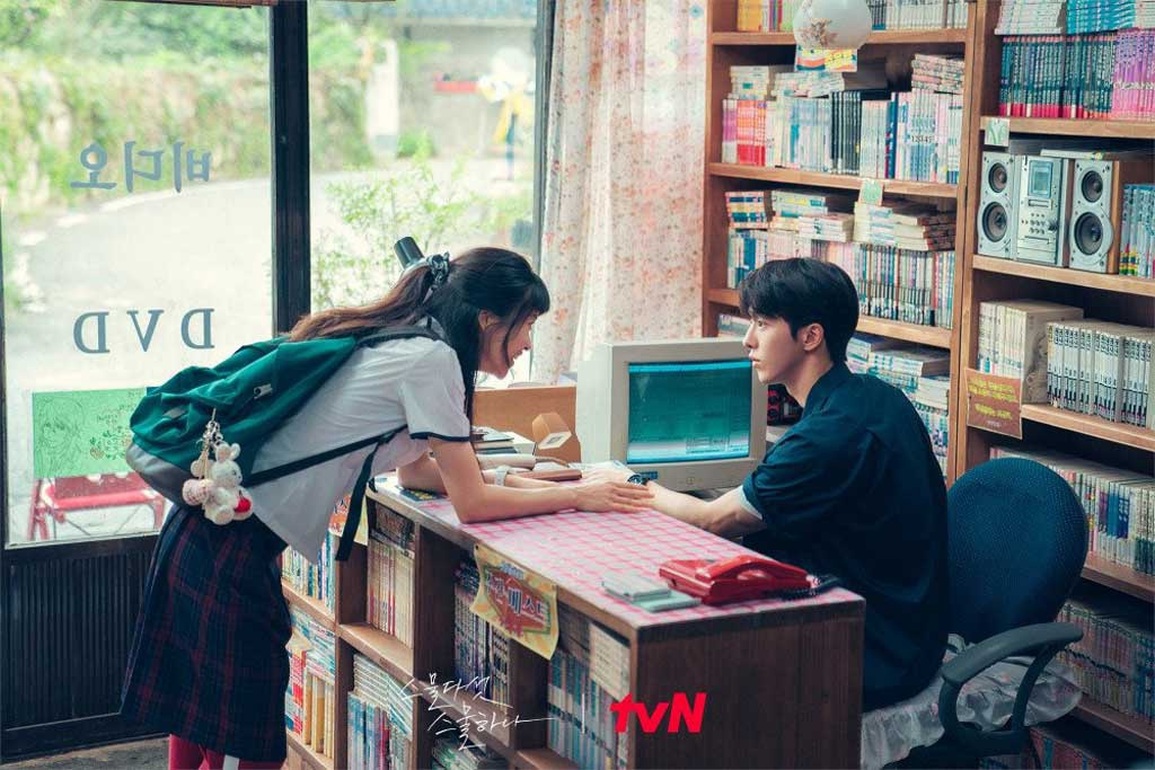 Những lý do phải xem bộ phim đang gây sốt Twenty five, twenty one - 2 Những lý do phải xem bộ phim đang gây sốt Twenty five, twenty one - 2