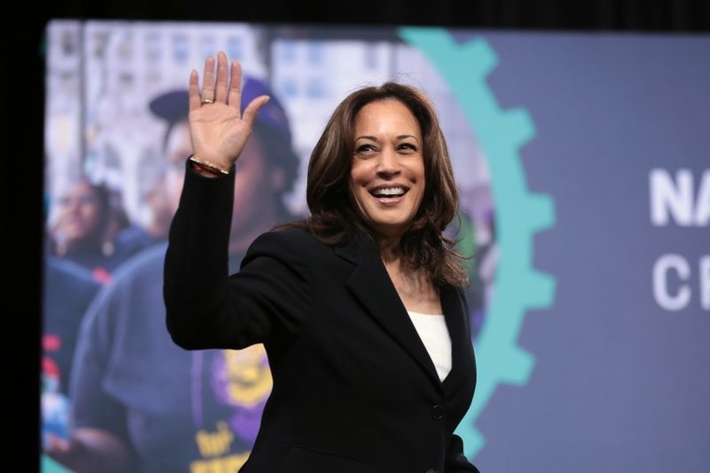 Bà Harris có lợi thế gì so với Hillary Clinton khi đối đầu ông Trump? - 2 Bà Harris có lợi thế gì so với Hillary Clinton khi đối đầu ông Trump? - 2