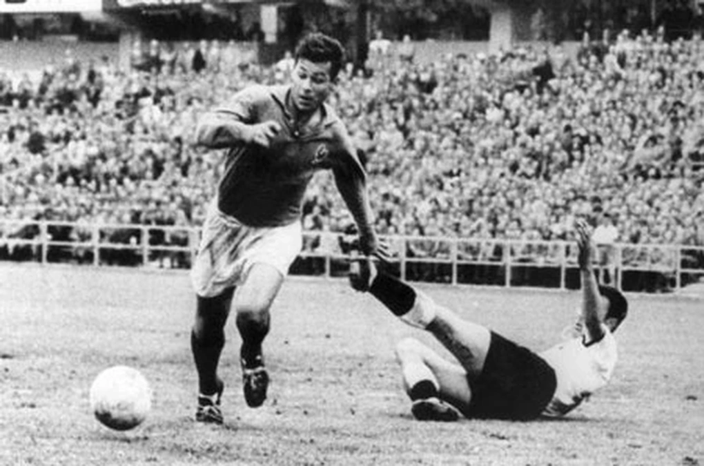 Lịch sử World Cup 1958: Pele đưa Brazil bước lên đỉnh thế giới - 2 Lịch sử World Cup 1958: Pele đưa Brazil bước lên đỉnh thế giới - 2