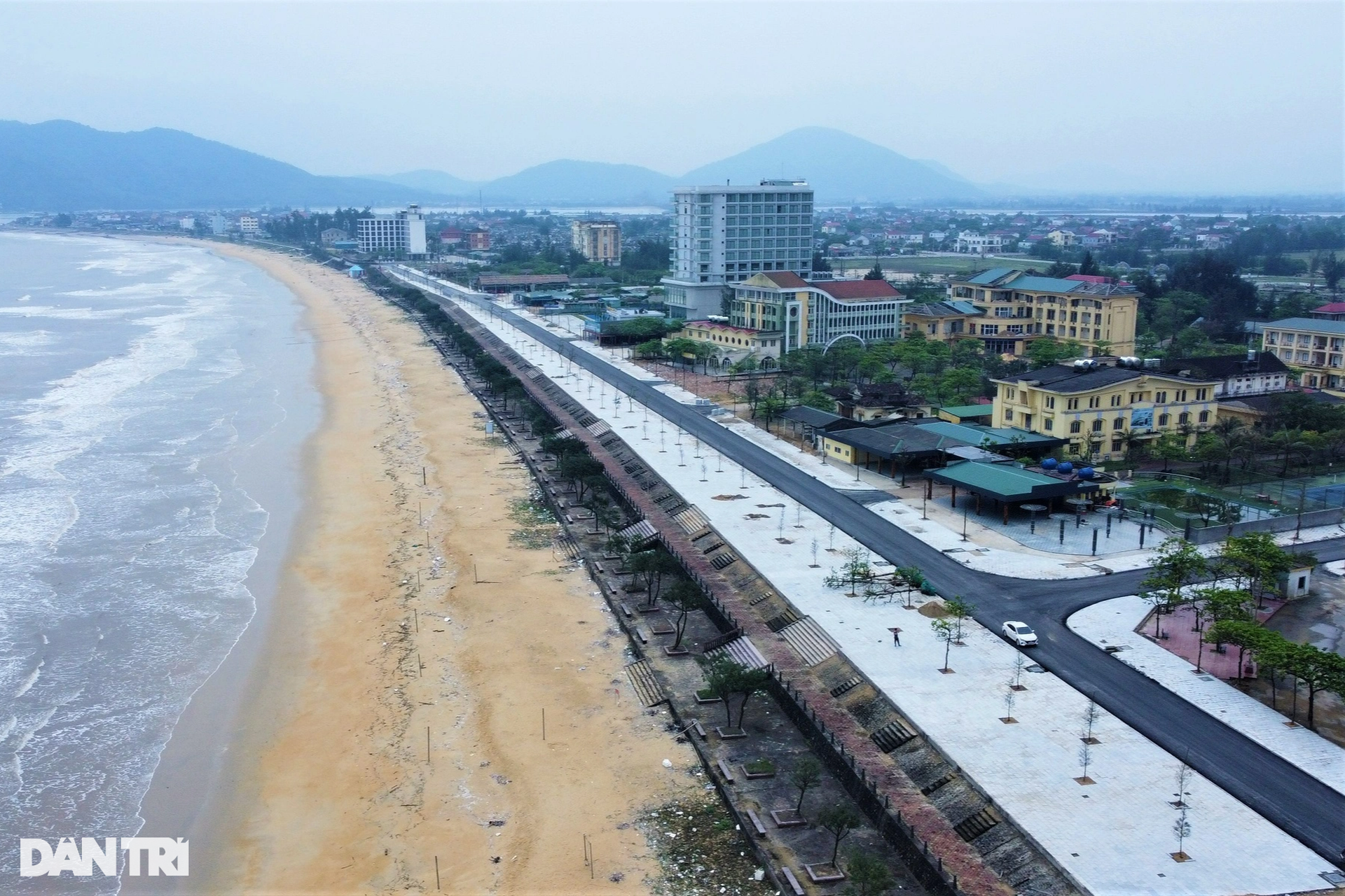 Hiện trạng các bãi biển miền Trung trước và sau khi được làm sạch - 8 Hiện trạng các bãi biển miền Trung trước và sau khi được làm sạch - 8