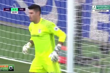 Arsenal - Middlesbrough: Valdes cứu thua cho Boro