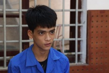 Bắt nam thanh niên làm bạn gái 14 tuổi mang bầu