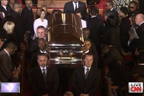 Tang lễ Whitney Houston ngập tràn tình yêu thương