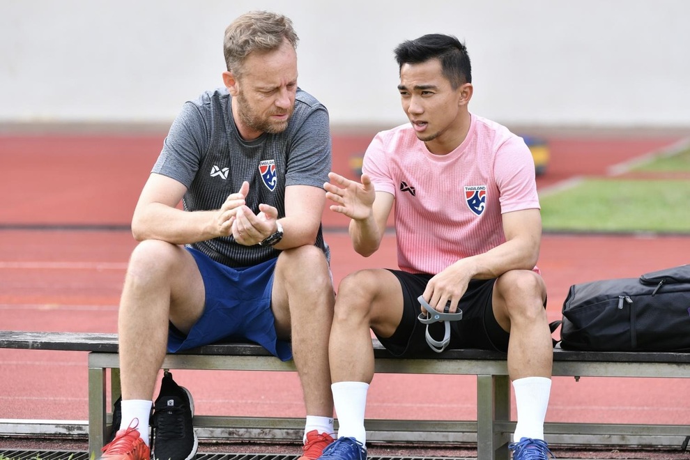 Chanathip tuyên bố sẽ mang chức vô địch AFF Cup 2020 về Thái Lan - 1 Chanathip tuyên bố sẽ mang chức vô địch AFF Cup 2020 về Thái Lan - 1