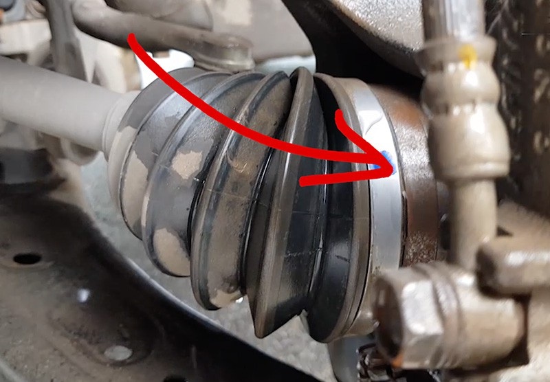 Honda Việt Nam giải thích thế nào về các chi tiết bị gỉ sét dưới gầm xe CR-V?