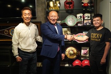 Thầy Park thăm “Park Hang Seo làng võ Việt”