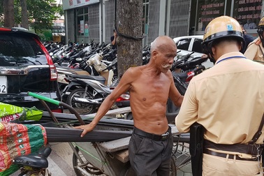 Hà Nội: Tạm giữ 400 xe ba bánh vi phạm giao thông