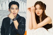 Lộ ảnh má kề má với gái hư, "cụ giáo" Kim Soo Hyun nhanh chóng phản hồi