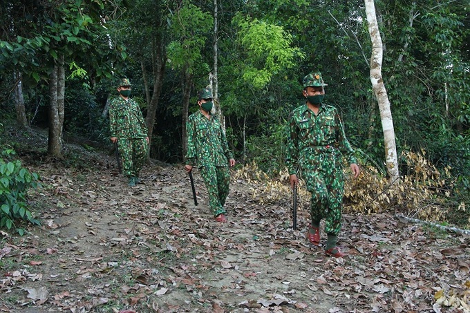 Nghệ An: Tăng cường phòng chống dịch Covid-19 - Ảnh 1.