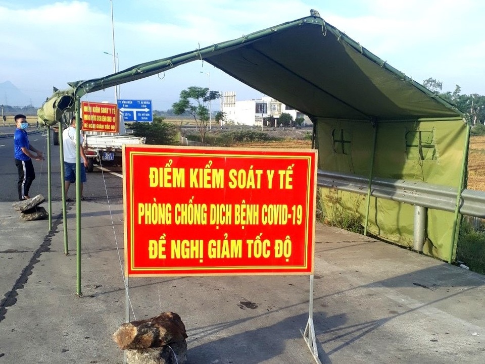 Phát hiện ca dương tính SARS-CoV-2 liên quan đến thẩm mỹ viện ở Đà Nẵng - 1 Phát hiện ca dương tính SARS-CoV-2 liên quan đến thẩm mỹ viện ở Đà Nẵng - 1