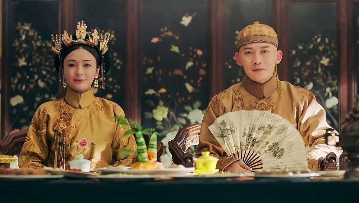 Bàn thức ăn xa xỉ của Hoàng đế nhà Thanh: Mỗi bữa 120 món, đồ thừa la liệt - 1 Bàn thức ăn xa xỉ của Hoàng đế nhà Thanh: Mỗi bữa 120 món, đồ thừa la liệt - 1