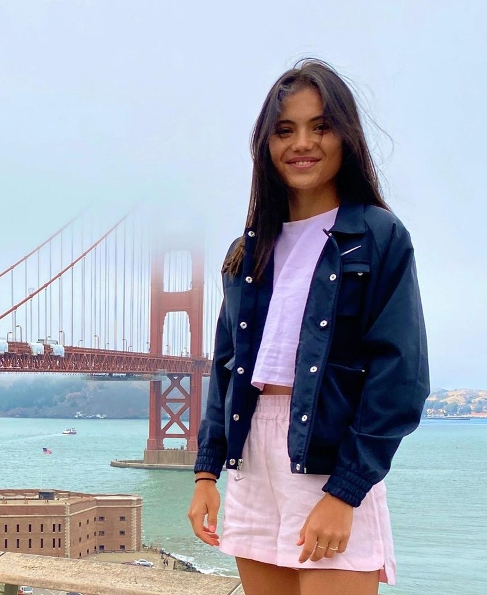 Phong cách thời trang của nhà vô địch 18 tuổi ở US Open - 8 Phong cách thời trang của nhà vô địch 18 tuổi ở US Open - 8