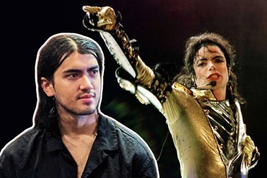 21 tuổi, cậu út nhà Michael Jackson gây sốt với vẻ nam tính, chững chạc