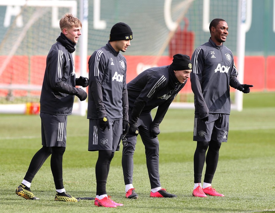 Man Utd tập rất sung trước giờ lên đường sang Áo - 5 Man Utd tập rất sung trước giờ lên đường sang Áo - 5