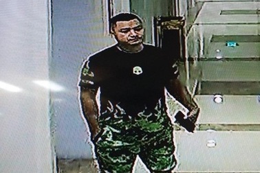 Vụ 2 xe Porsche trùng biển số: Lộ hình ảnh tài xế xe đeo biển giả