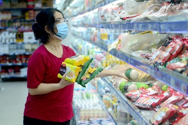 Vào cây xăng, về vùng quê: Cuộc chiến mới trên thị trường bán lẻ Việt Nam