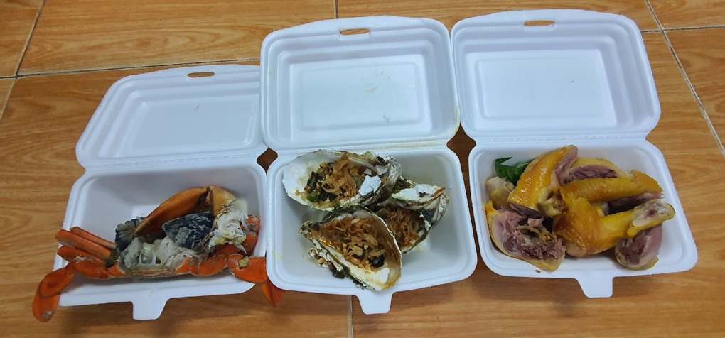 Bạn gái trên mạng gài rủ đi ăn, thanh niên Hà Nội trả hóa đơn 3 triệu - 3 Bạn gái trên mạng gài rủ đi ăn, thanh niên Hà Nội trả hóa đơn 3 triệu - 3