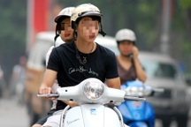 Đội mũ bảo hiểm không cài quai sẽ bị phạt tới 600.000 đồng