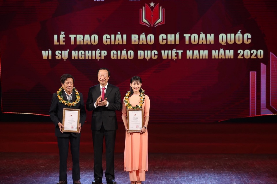 50 tác phẩm đoạt Giải báo chí toàn quốc “Vì sự nghiệp Giáo dục VN” 2020 - 4 50 tác phẩm đoạt Giải báo chí toàn quốc “Vì sự nghiệp Giáo dục VN” 2020 - 4