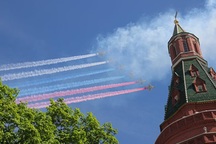 Nga trình diễn hàng trăm khí tài trong lễ duyệt binh mừng ngày Chiến thắng