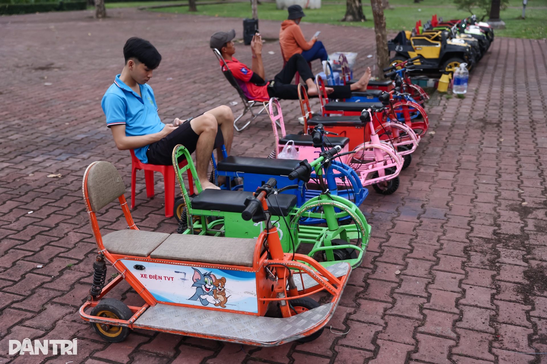 Cảnh trái ngược dưới những gầm cầu ở TPHCM - 14 Cảnh trái ngược dưới những gầm cầu ở TPHCM - 14