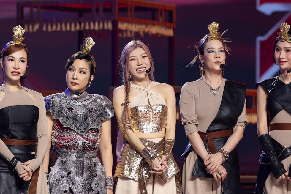 Chị đẹp Trang Pháp: Từng bỏ du học Bỉ, nói gì về tin đồn gia thế khủng? - 4 Chị đẹp Trang Pháp: Từng bỏ du học Bỉ, nói gì về tin đồn gia thế khủng? - 4