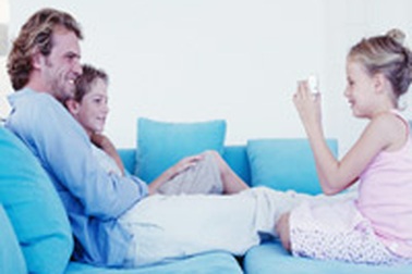 Gà trống nuôi con