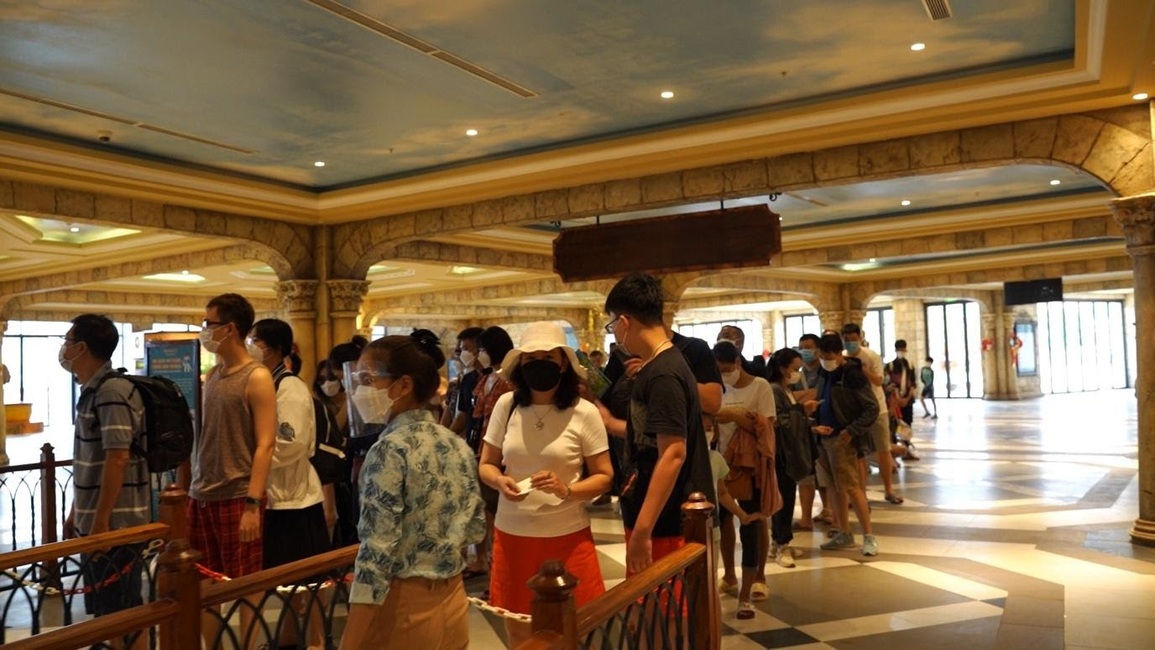 Tàu lượn siêu tốc gỗ hút khách đến Hòn Thơm, Phú Quốc dịp năm mới - 1 Tàu lượn siêu tốc gỗ hút khách đến Hòn Thơm, Phú Quốc dịp năm mới - 1