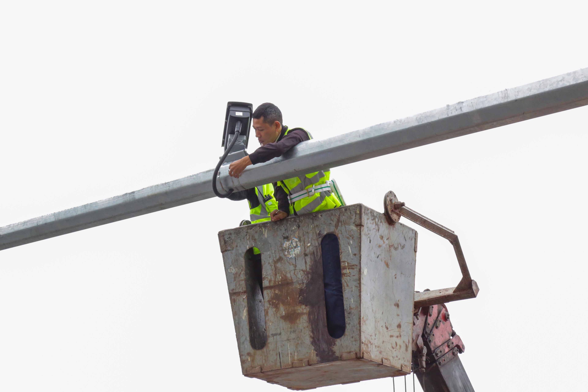 Gần 2.000 camera AI siêu nét được lắp đặt trên nhiều tuyến phố Hà Nội - 2 Gần 2.000 camera AI siêu nét được lắp đặt trên nhiều tuyến phố Hà Nội - 2