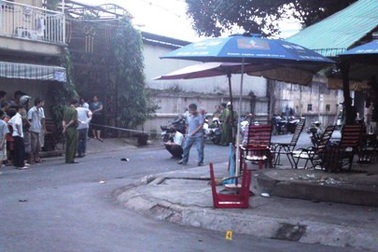 Bắt “nóng” đối tượng điên cuồng đâm chém công an