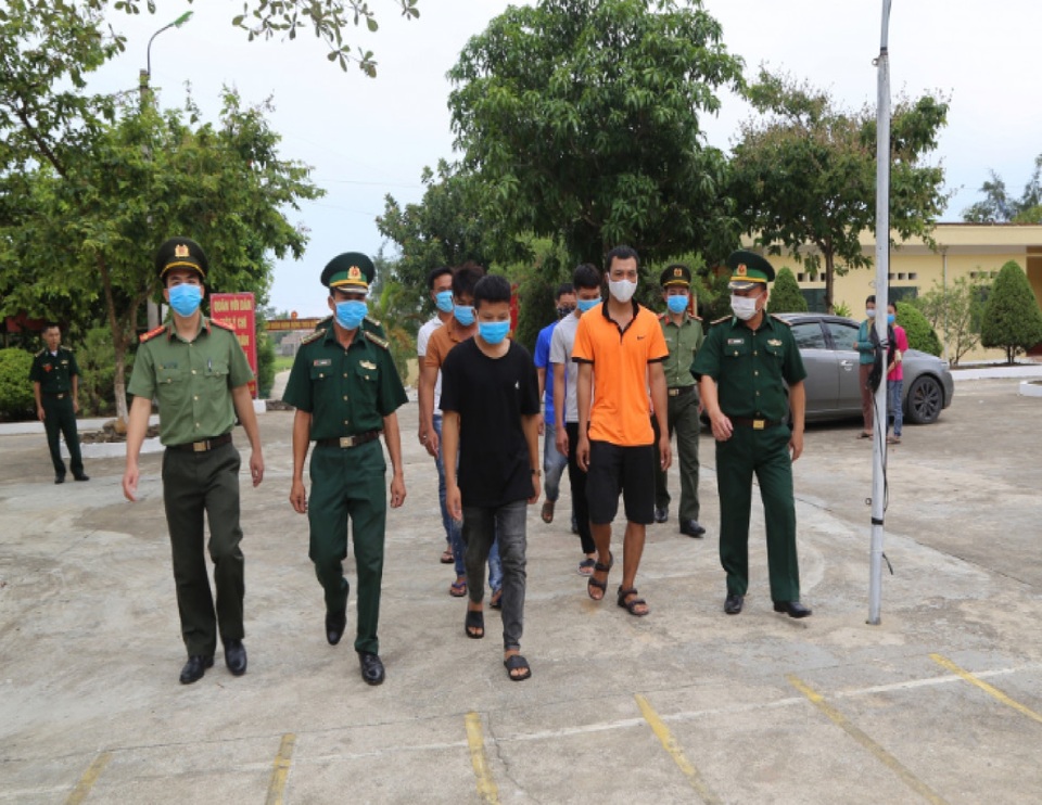 Triệt phá đường dây đưa người trốn sang Trung Quốc trái phép - 1 Triệt phá đường dây đưa người trốn sang Trung Quốc trái phép - 1