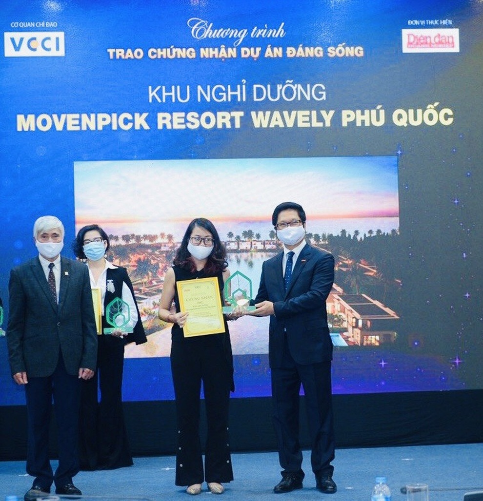 MIKGroup bội thu giải thưởng bất động sản uy tín - 3 MIKGroup bội thu giải thưởng bất động sản uy tín - 3