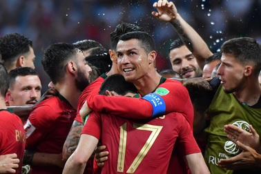 TV dưới 15 triệu đồng "cháy hàng" trong tuần đầu tiên của World Cup