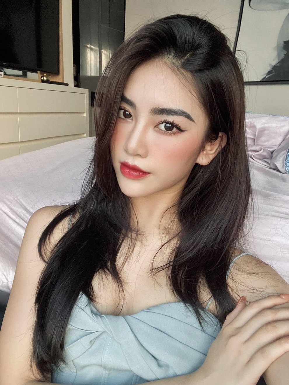 Nàng KOL 20 tuổi sở hữu nhan sắc đáng gờm, kiếm 50 triệu đồng/tháng - 8 Nàng KOL 20 tuổi sở hữu nhan sắc đáng gờm, kiếm 50 triệu đồng/tháng - 8