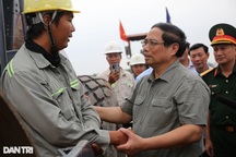 Thủ tướng: Quyết tâm hoàn thành sân bay Long Thành vào cuối năm 2025