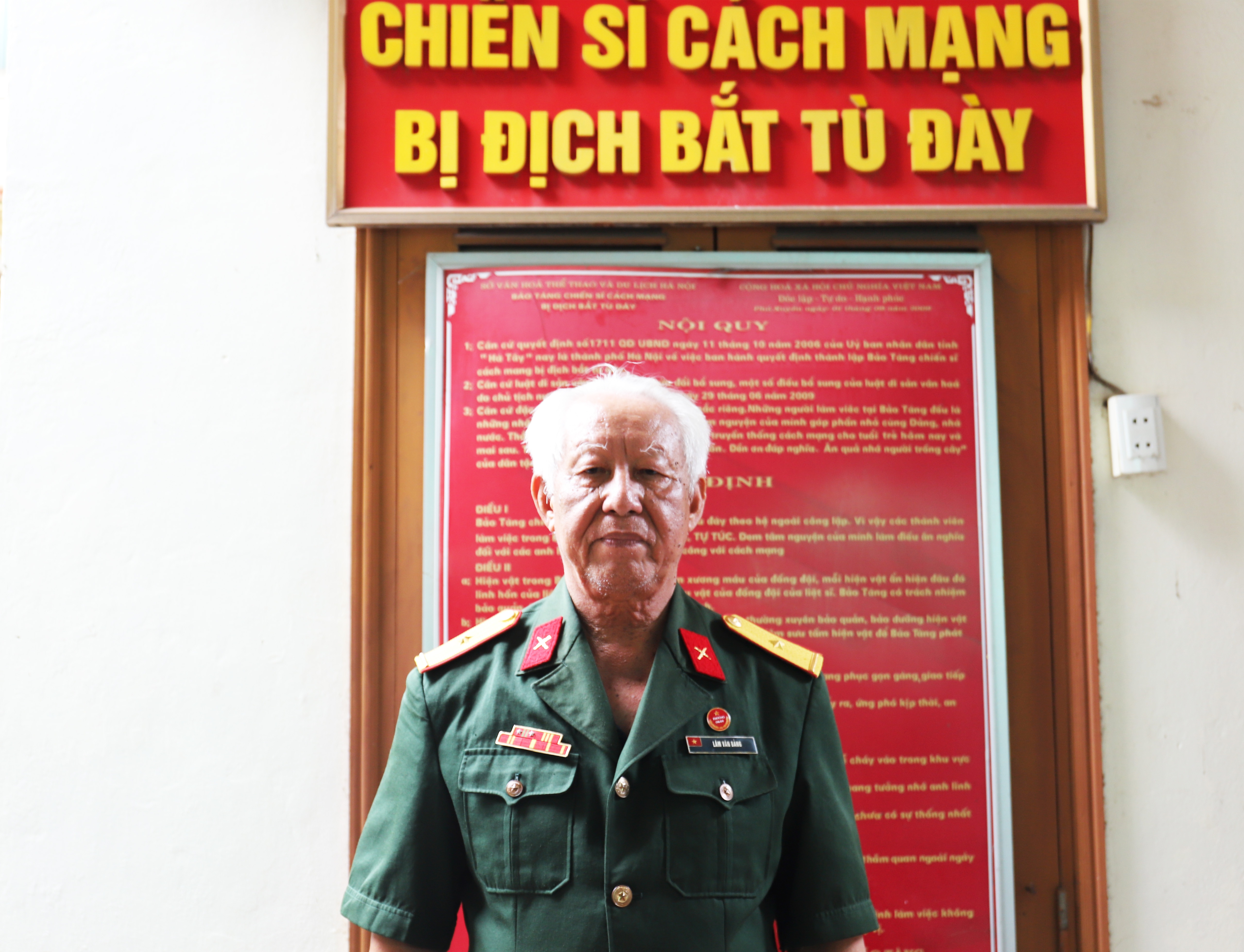 Lời thề thứ sáu đo danh dự người lính sau song sắt - 1 Lời thề thứ sáu đo danh dự người lính sau song sắt - 1