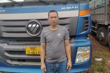 Tài xế lái xe tải đang cháy: "Tôi liều vì nhiều người đang ăn sáng gần đó"