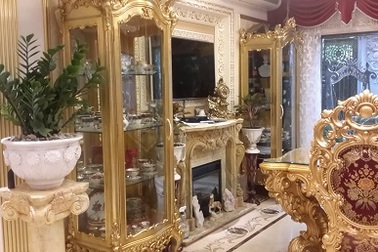 Biệt thự trăm tỉ, nội thất “khủng” dát vàng của đại gia Hà Nội