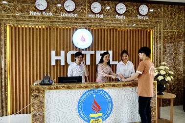 Trường Cao đẳng Kinh tế - Kỹ thuật Thương mại tuyển sinh hệ Cao đẳng chính quy năm 2020