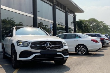 Thiếu xe, đại lý bán ô tô lãi đậm