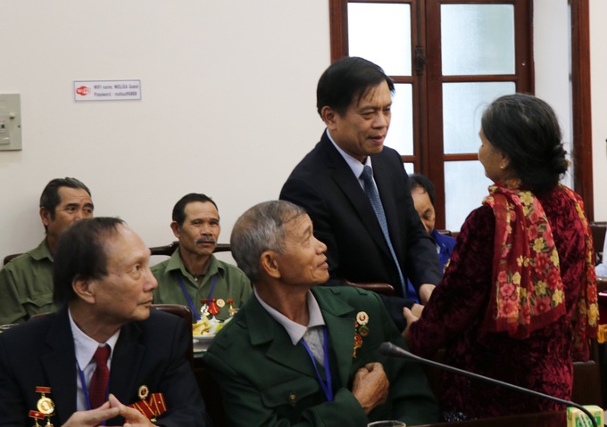 Thứ trưởng Nguyễn Bá Hoan gặp mặt đoàn đại biểu người có công tỉnh Kon Tum - Ảnh 1. Thứ trưởng Nguyễn Bá Hoan gặp mặt đoàn đại biểu người có công tỉnh Kon Tum - Ảnh 1.