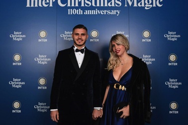 Icardi mất băng đội trưởng Inter, bà xã xinh đẹp bị “vạ lây”