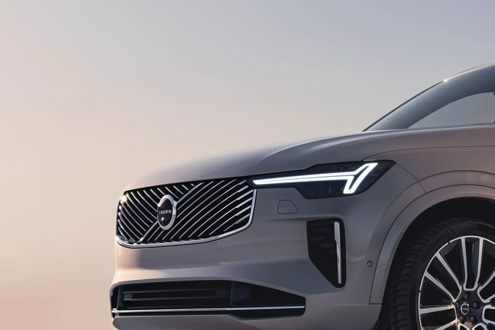 Volvo XC90 phiên bản 2025 trình làng, thêm công nghệ cho mẫu SUV hạng sang - 3