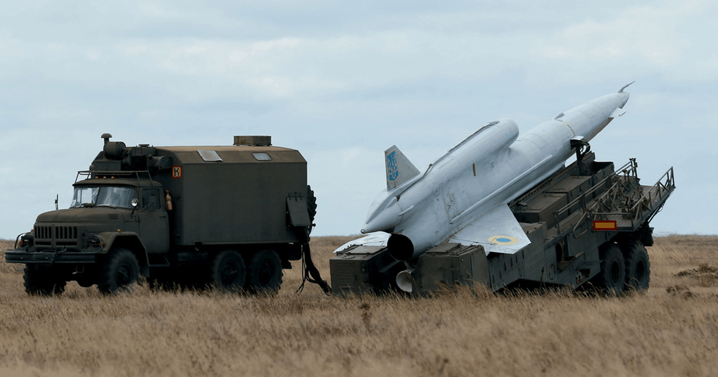 Nghi vấn Ukraine sử dụng UAV đặc biệt để tập kích căn cứ không quân Nga - 1 Nghi vấn Ukraine sử dụng UAV đặc biệt để tập kích căn cứ không quân Nga - 1