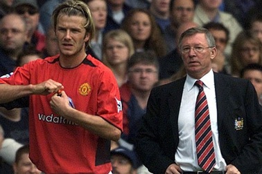 Beckham và các cầu thủ MU tri ân HLV Alex Ferguson