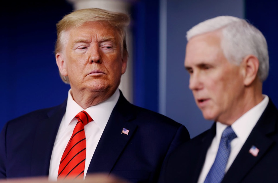 Ông Trump thúc ép ông Pence trước giờ G: Hãy thật dũng cảm - 1 Ông Trump thúc ép ông Pence trước giờ G: Hãy thật dũng cảm - 1