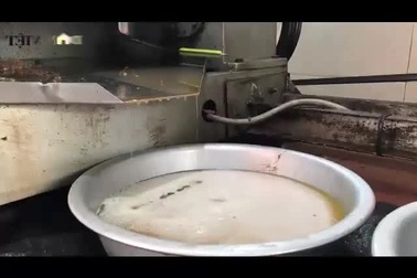 Cận cảnh máy ép dầu lạc tại gia đình anh Đĩnh ở Nam Định.