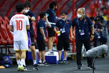 HLV Park Hang Seo chốt danh sách tuyển Việt Nam: Nhiều ngôi sao ở nhà