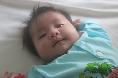 Bé Ma Y Na suýt nguy hiểm đến tính mạng vì teo tịt ống động mạch phổi