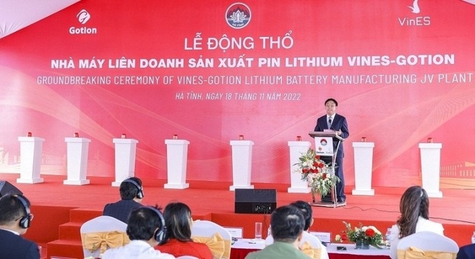 Chủ tịch tập đoàn Gotion-Tech, Li Zhen, phát biểu tại buổi lễ.